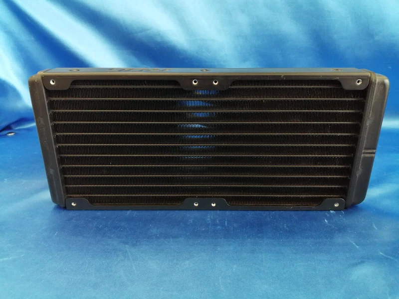 ASUS Water-Cooled CPU Cooler ROG RYUJIN II 240