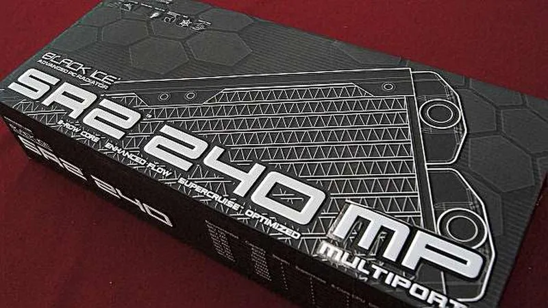 [À DÉCHETER] Pièce de refroidissement liquide BLACK ICE SR2 240 MP