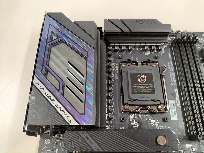 ASROCK Motherboard: X870E NOVA