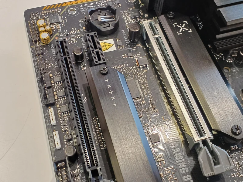 [JUNK] ASUS Motherboard TUF GAMING B760M-PLUS