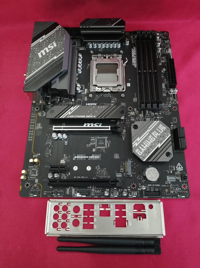 Carte mère MSI B650 GAMING PLUS WIFI