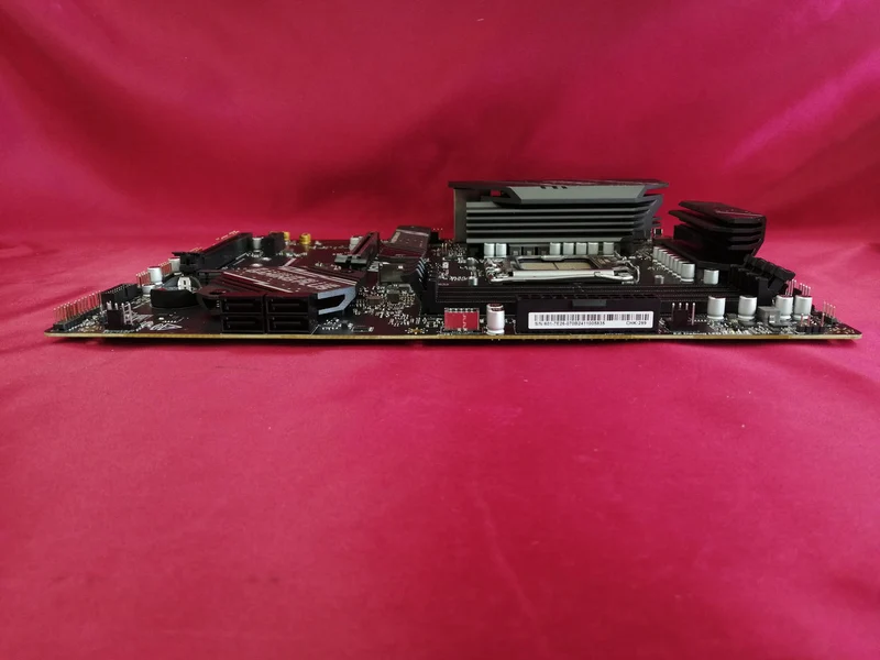Carte mère MSI B650 GAMING PLUS WIFI