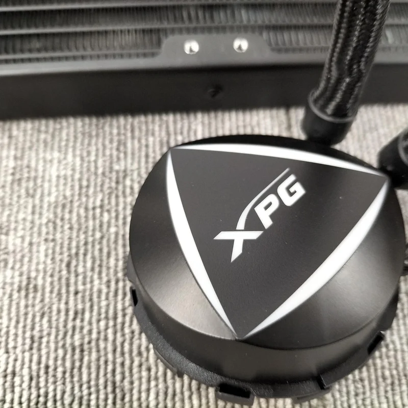 XPG Water-Cooled CPU Cooler LEVANTE 240