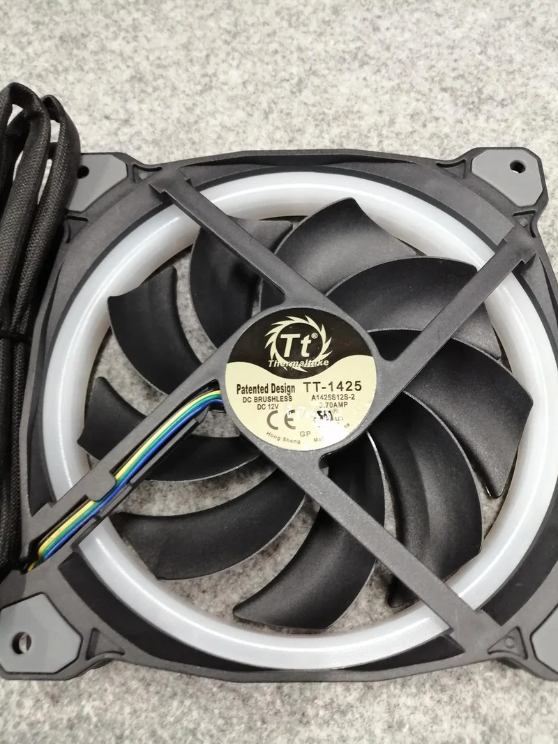 Thermaltake Case Fan CL-F056-PL14SW-A