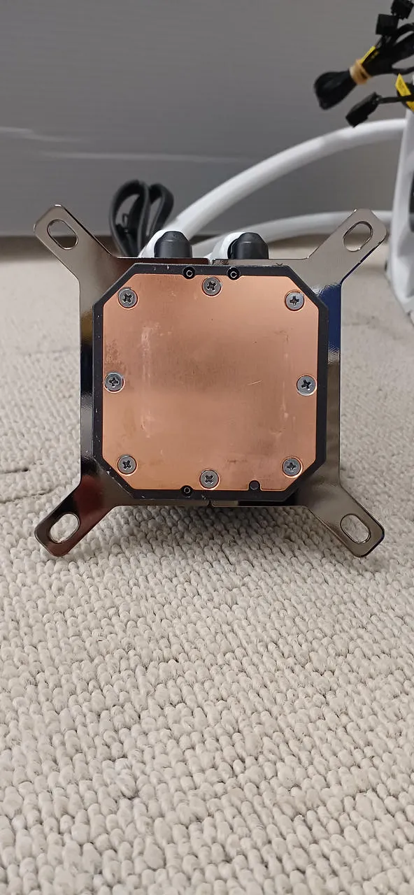 [JUNK] CORSAIR Water-cooled CPU cooler RWF0047