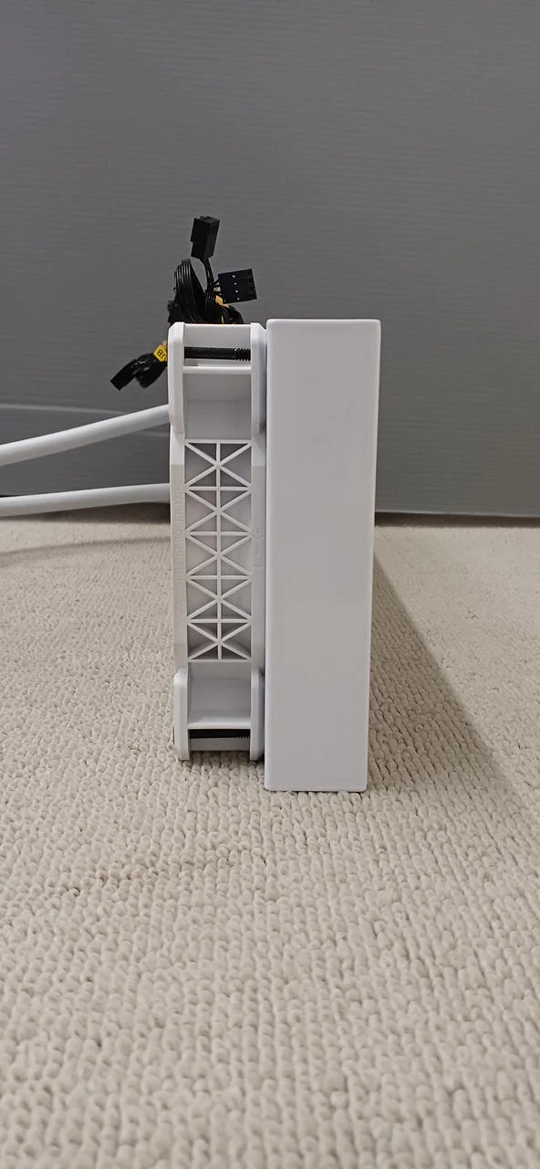 [JUNK] CORSAIR Water-cooled CPU cooler RWF0047
