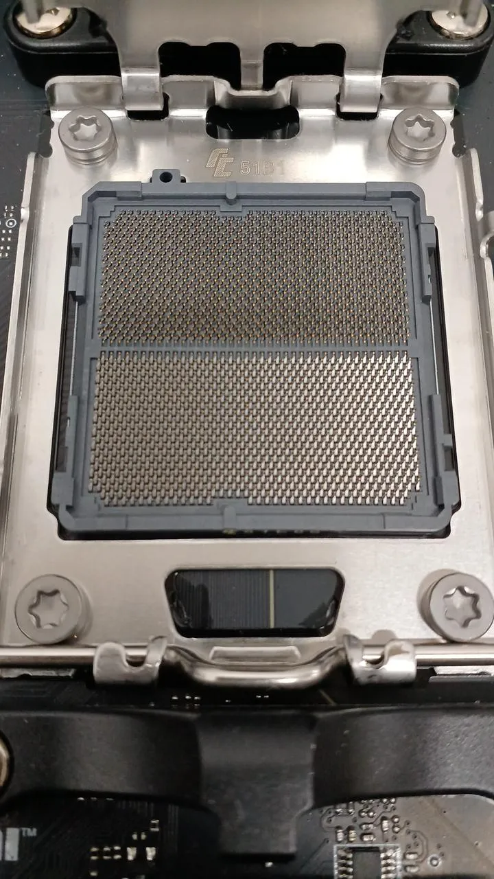 Carte mère MSI MAG X870 TOMAHAWK WIFI