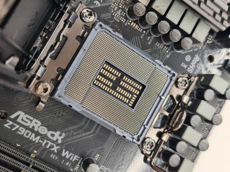 Carte mère ASROCK Z790-ITX Wi-Fi