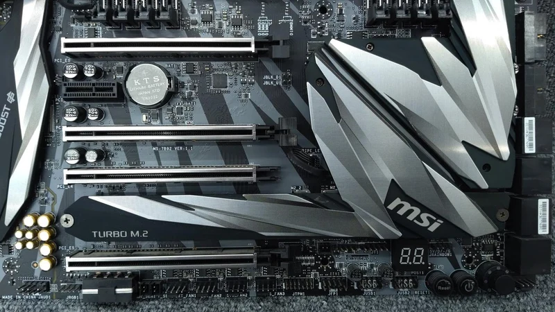 [JUNK] MSI Motherboard X399 CREATION