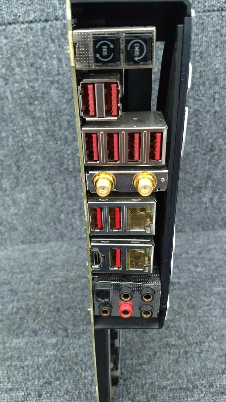 [JUNK] MSI Motherboard X399 CREATION