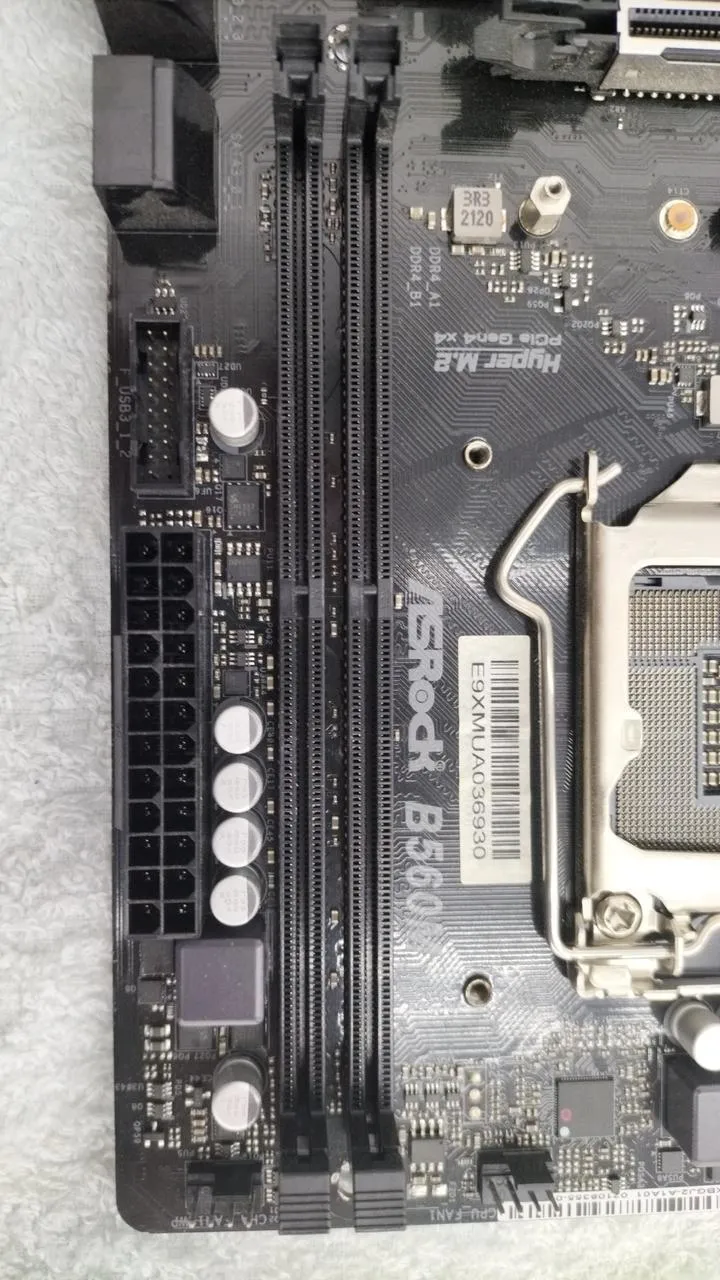 ASROCK Motherboard B560M