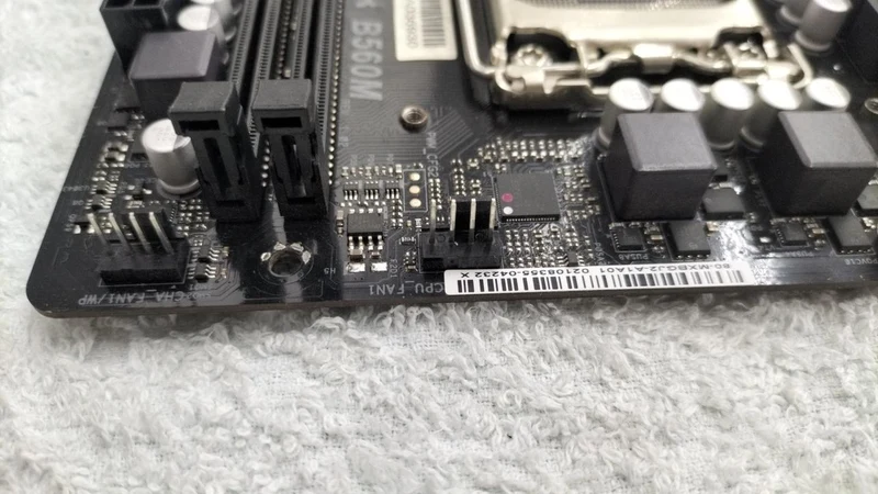 ASROCK Motherboard B560M