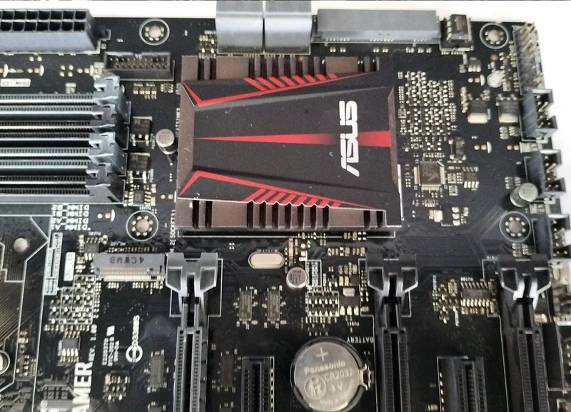 [À DÉCHETER] Carte mère ASUS Z97-PRO GAMER