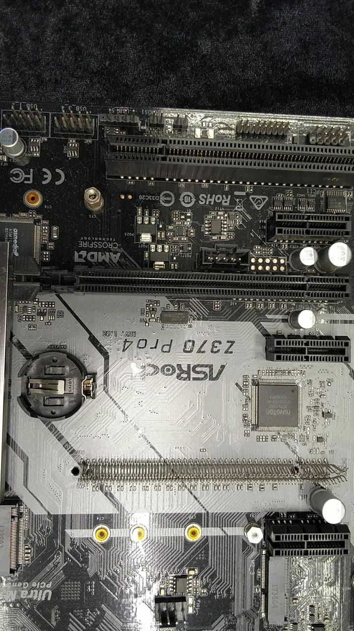 [À DÉCHETER] Carte mère ASROCK Z370 PRO4