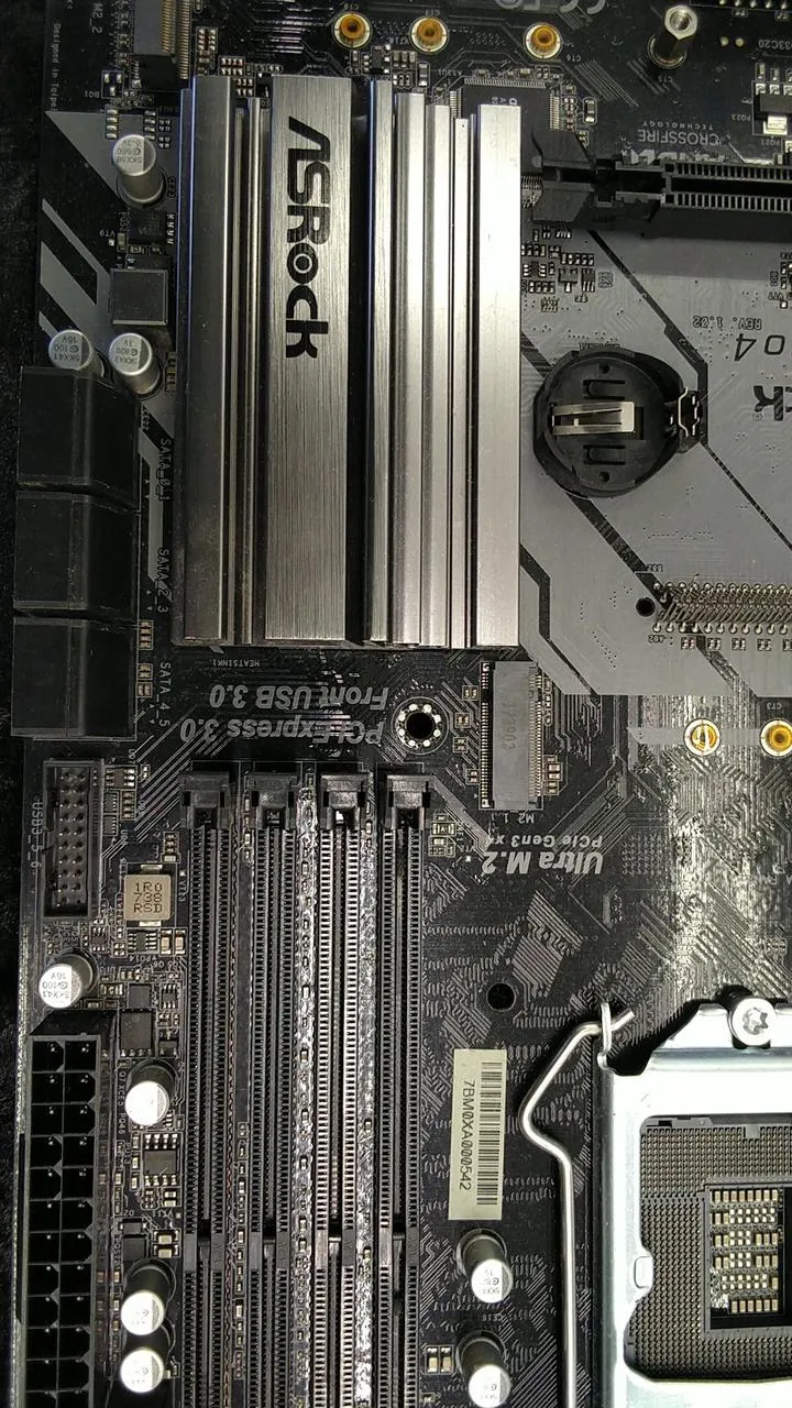 [À DÉCHETER] Carte mère ASROCK Z370 PRO4