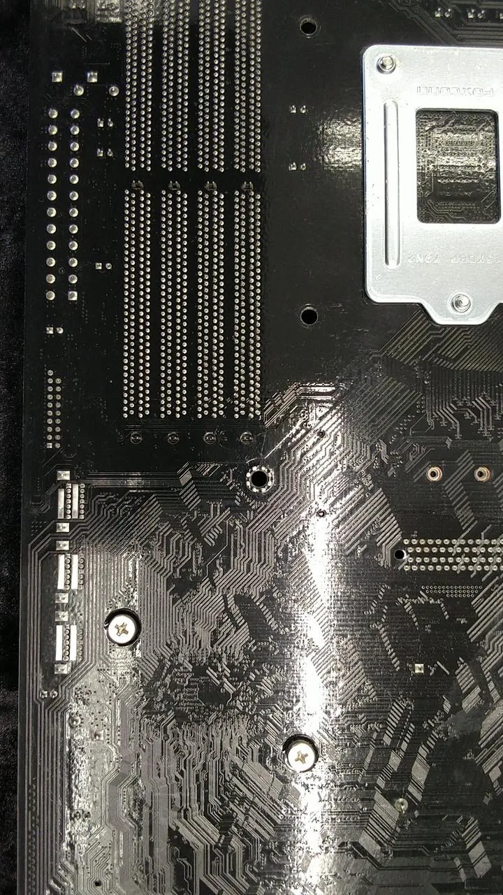 [À DÉCHETER] Carte mère ASROCK Z370 PRO4