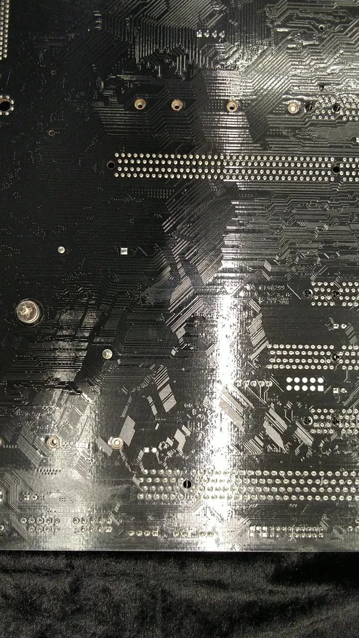 [À DÉCHETER] Carte mère ASROCK Z370 PRO4