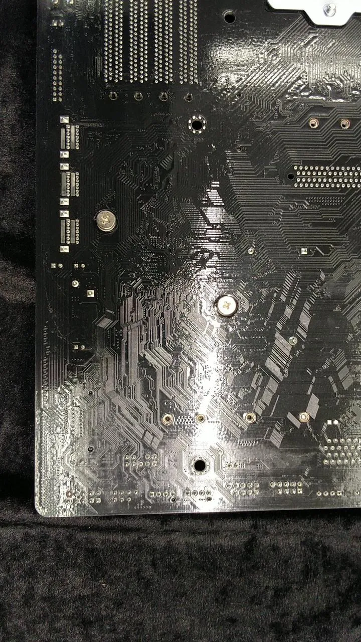 [À DÉCHETER] Carte mère ASROCK Z370 PRO4
