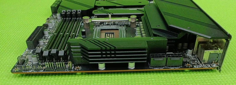 Carte mère MSI MAGZ790 TOMAHAWK WIFI