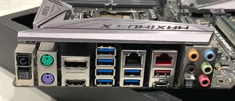 Carte mère ASUS ROG MAXIMUS X APEX compatible Intel