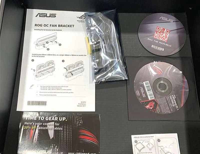 Carte mère ASUS ROG MAXIMUS X APEX compatible Intel