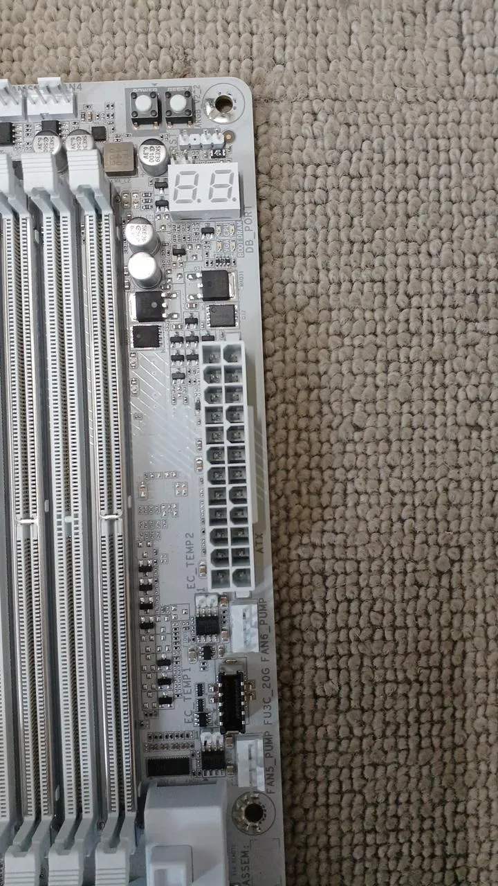 GIGABYTE Motherboard X870E AORUS PRO ICE