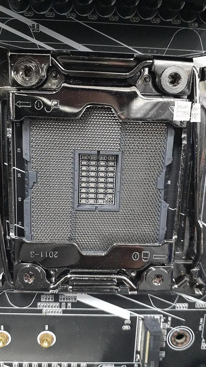 [JUNK] HUANANZI Motherboard X99-F8