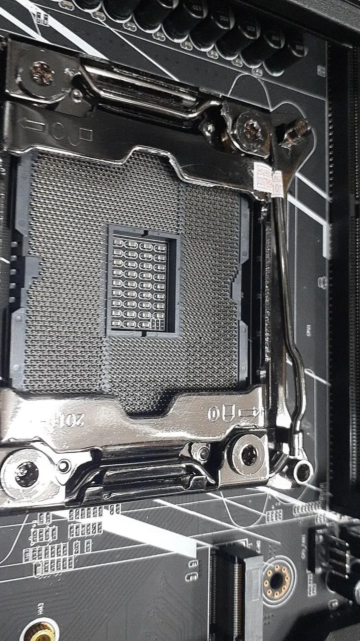 [JUNK] HUANANZI Motherboard X99-F8
