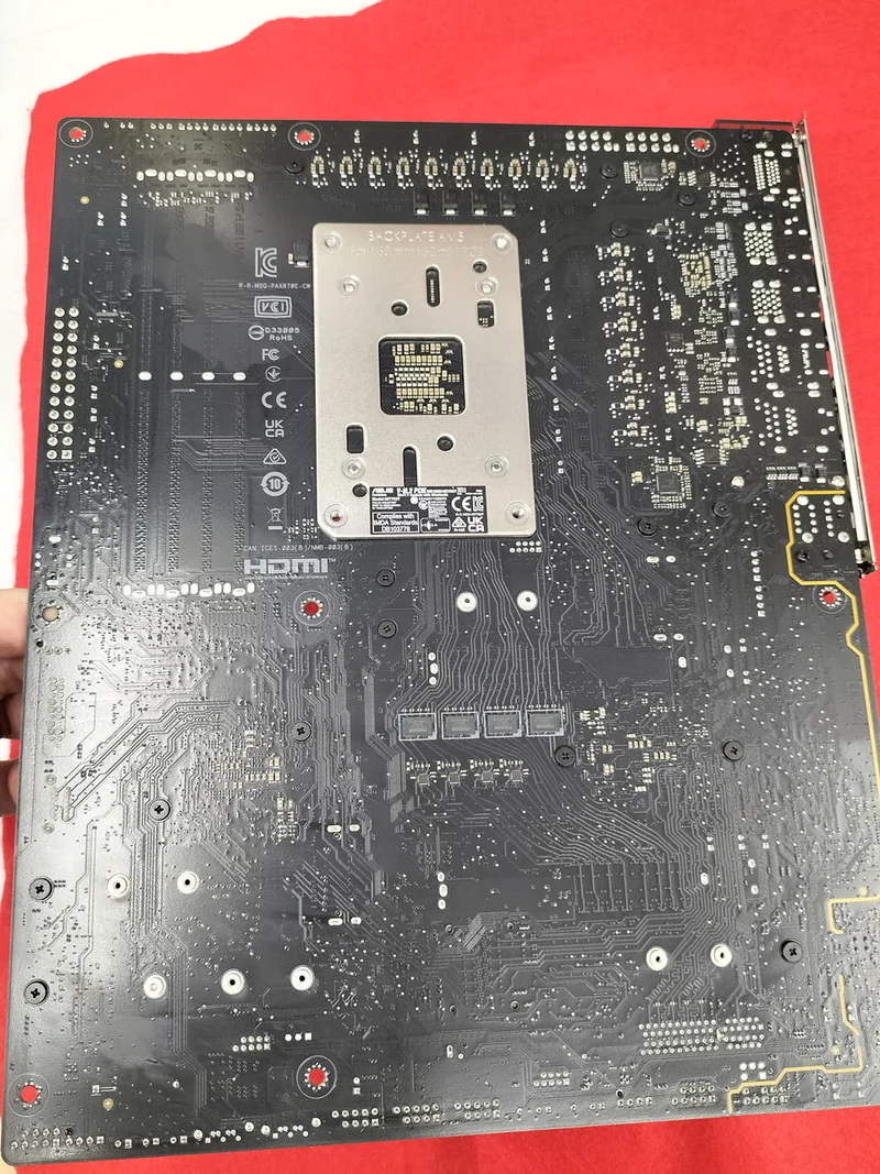 ASUS AMD-compatible motherboard X-870E CREATOR WIFI