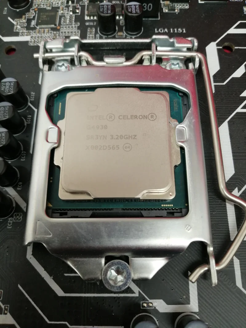 COLORFUL Motherboard (CPU) H310M-E / CELERON G4930
