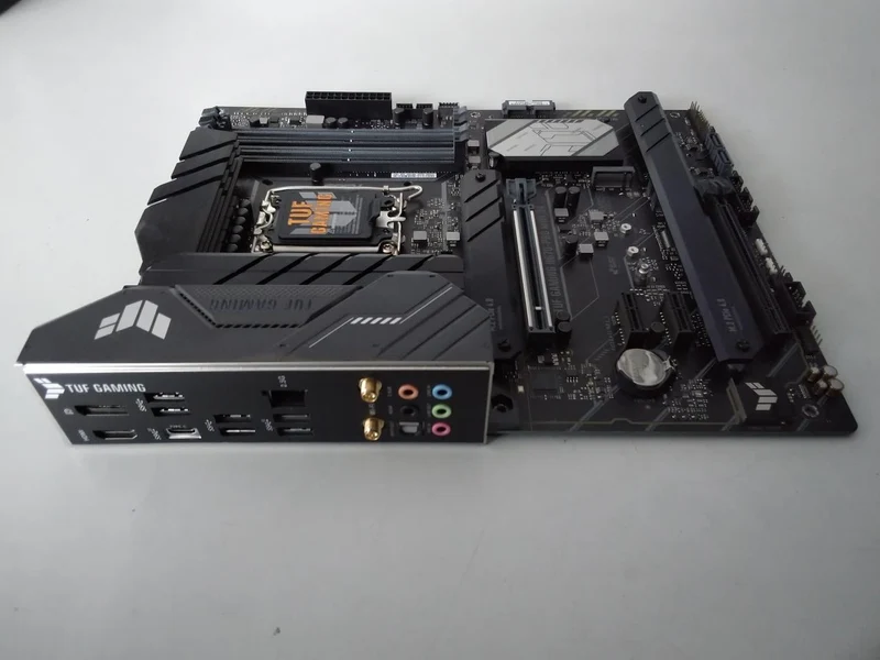 [JUNK] ASUS Motherboard H670-PRO WIFI D4