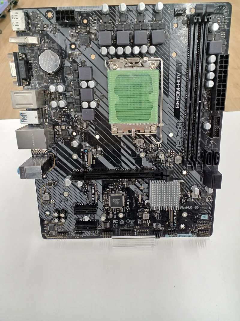 Carte mère ASUS AX201NGR