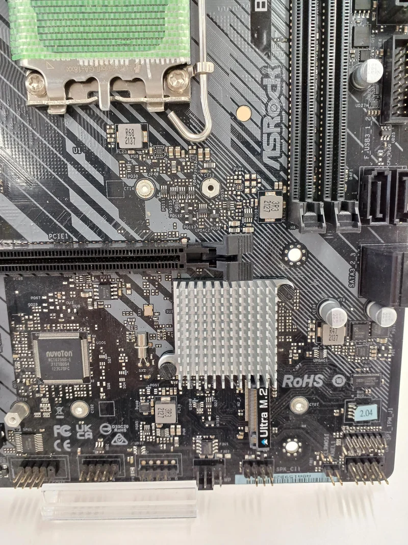 Carte mère ASUS AX201NGR