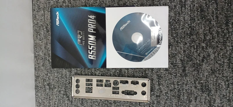Carte mère ASROCK : B550M PRO4