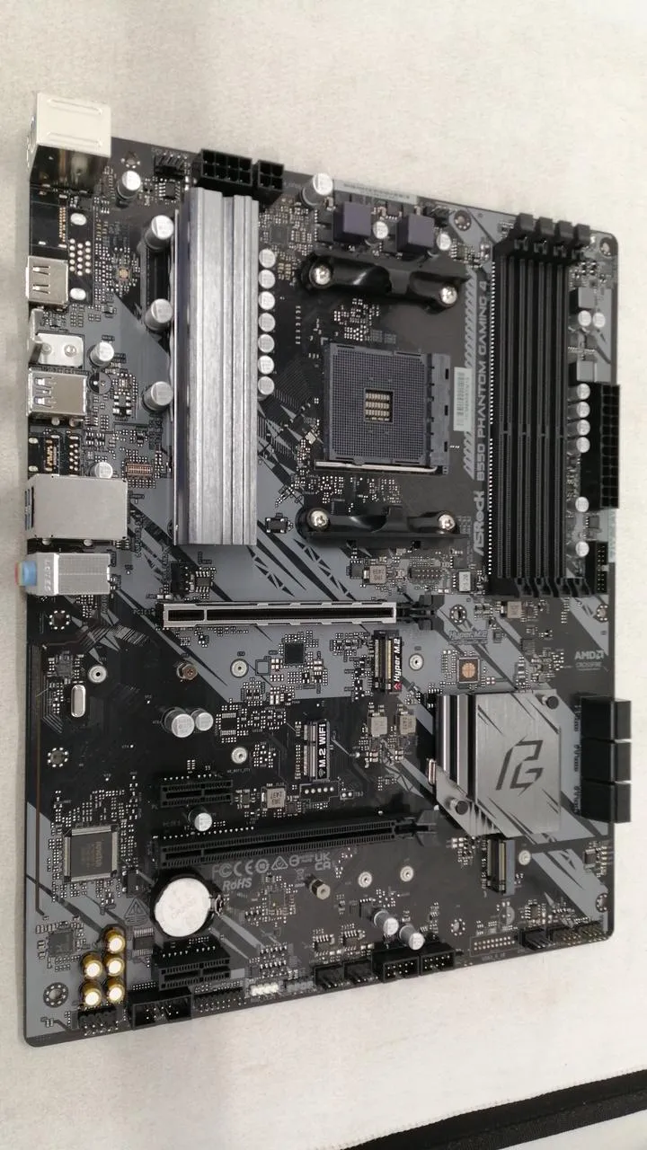 ASROCK Motherboard B550 PHANTOM GAMING4