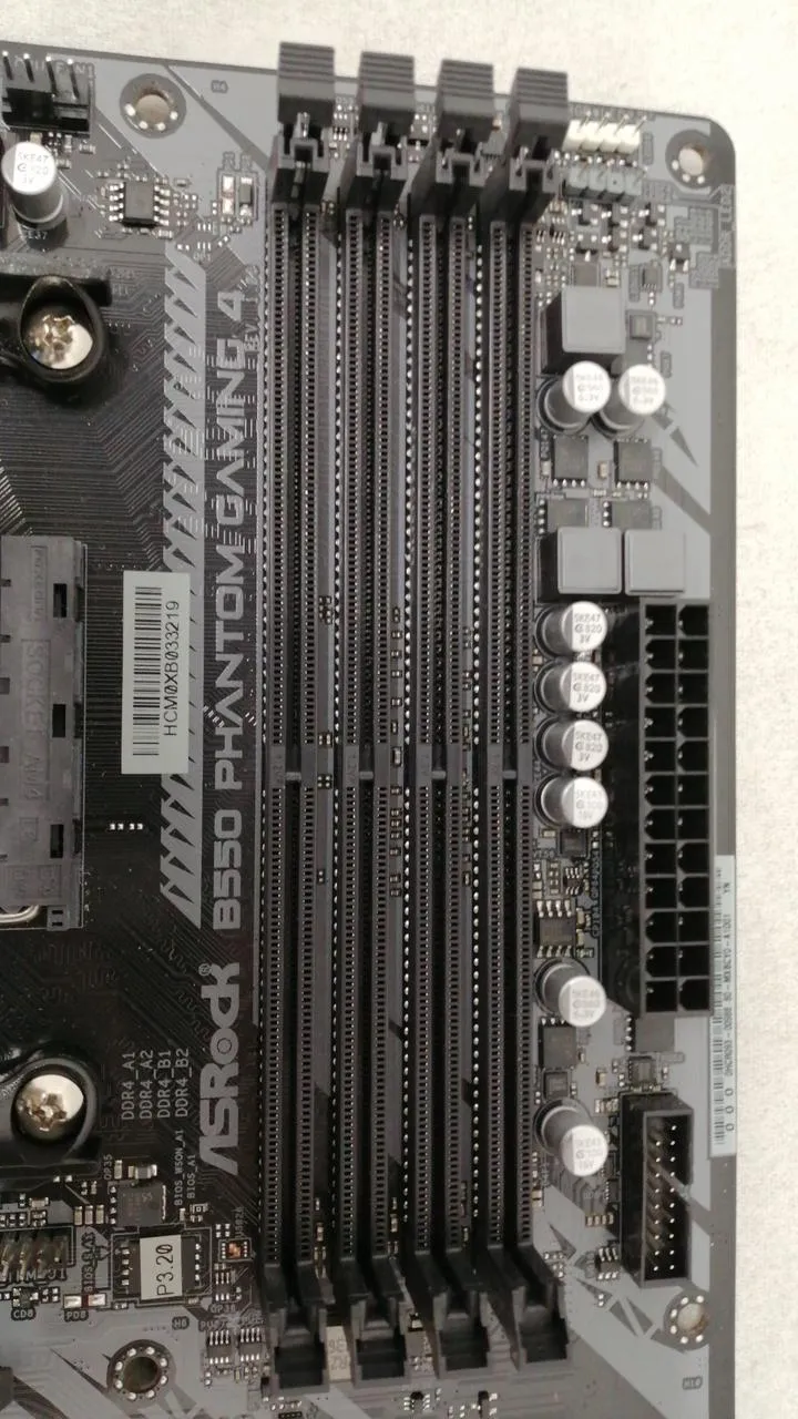 ASROCK Motherboard B550 PHANTOM GAMING4