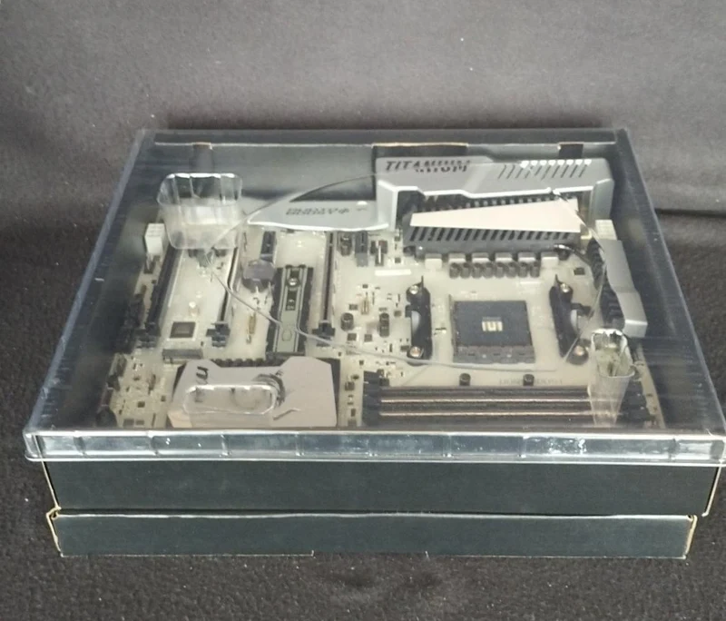 [JUNK] MSI Motherboard X370 XPOWER GAMING TITANIUM