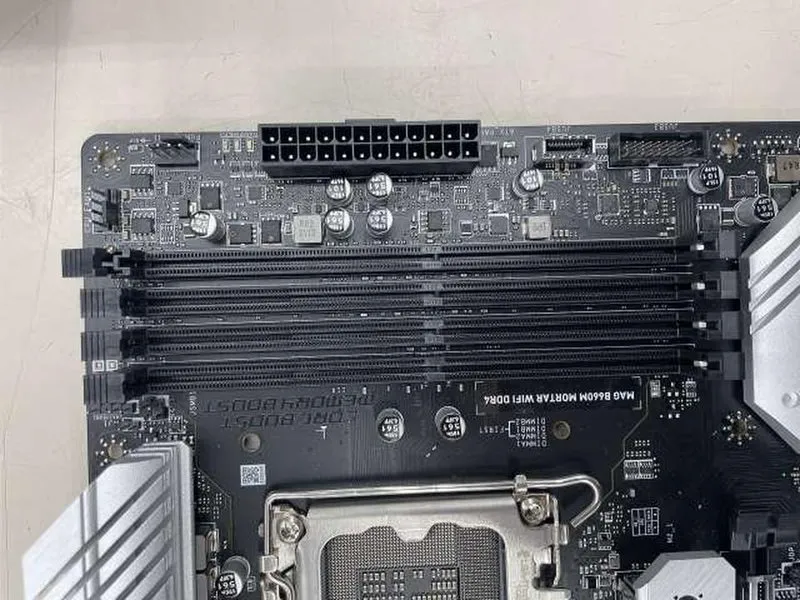 Carte mère MSI compatible Intel MAG B660M MORTAR WIFI DDR4