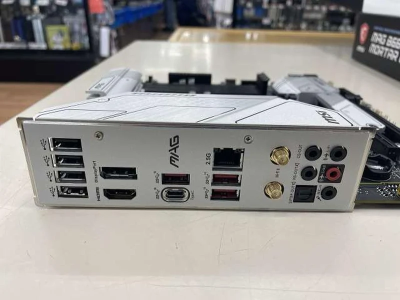 Carte mère MSI compatible Intel MAG B660M MORTAR WIFI DDR4