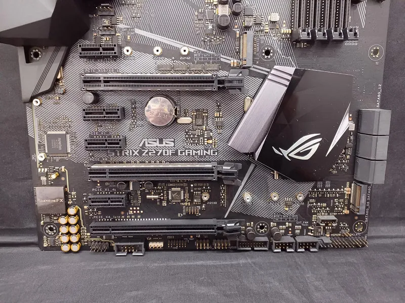 [À DÉCHETER] Carte mère ASUS STRIX Z270F GAMING compatible Intel