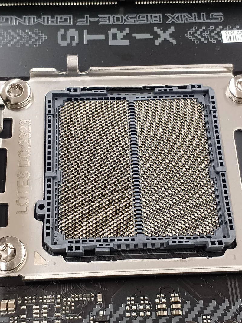 Carte mère ASUS ROG STRIX B650E-F GAMING WIFI