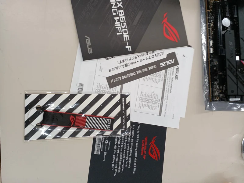 Carte mère ASUS ROG STRIX B650E-F GAMING WIFI