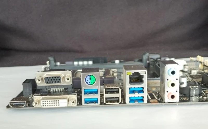 [JUNK] ASROCK Motherboard B560M-HDV