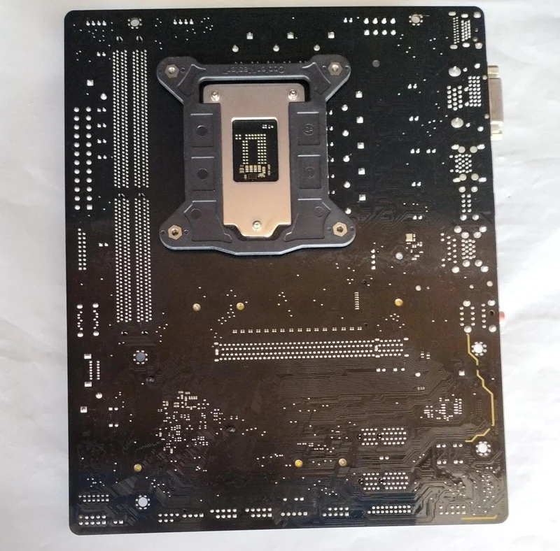 [JUNK] ASROCK Motherboard B560M-HDV