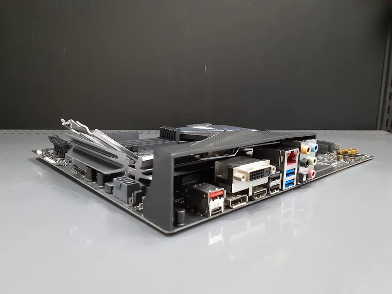 Carte mère ASUS STRIX Z370-F