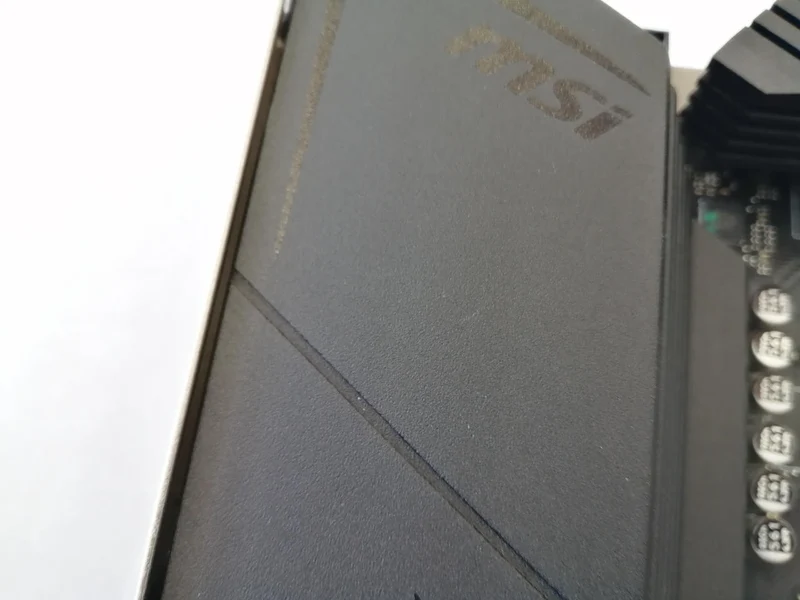 Carte mère MSI MPG B550 GAMING PLUS