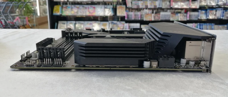 Carte mère MSI MPG B550 GAMING PLUS