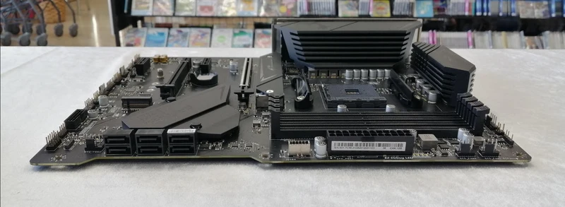 Carte mère MSI MPG B550 GAMING PLUS