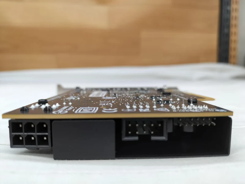 Carte d'interface ASUS : THUNDERBOLT EX5