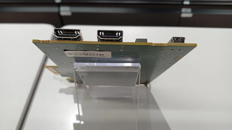 [À DÉCHETER] Carte d'acquisition BLACKMAGICDESIGN DECKLINK STUDIO 4K